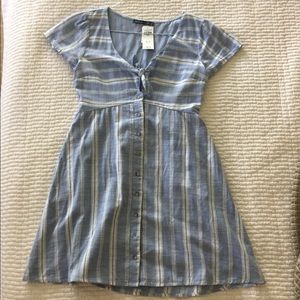 nwt abercrombie and fitch striped tie front dress